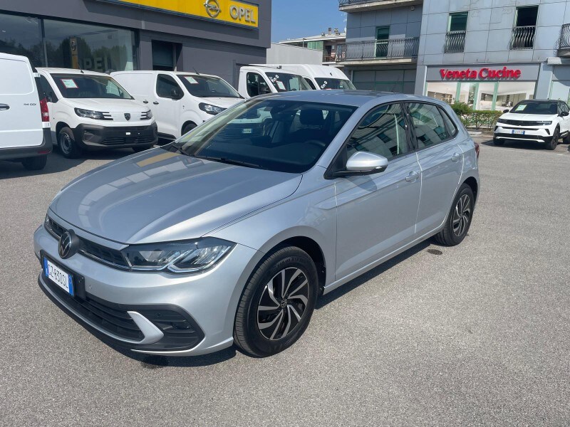 VOLKSWAGEN Polo 6ª serie